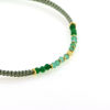 Billede af By Pind Colorful knyttet armbånd støvet grøn med mix sten og sølv forgyldte kugler